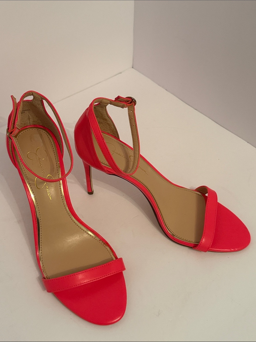 Jessica Simpson- brand
